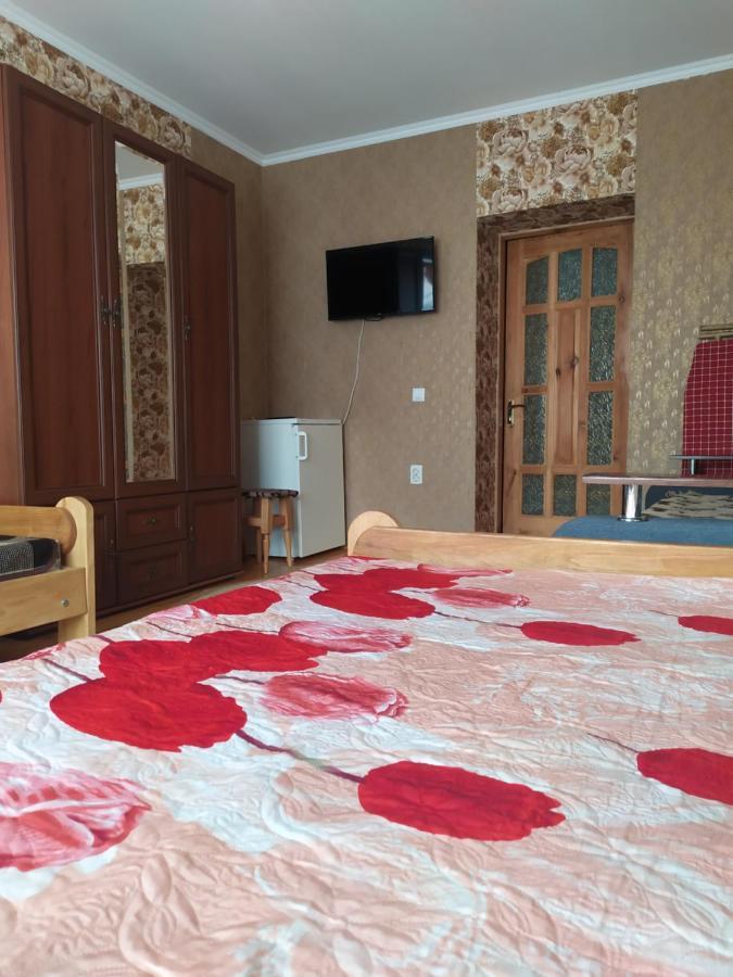 Hotel Білий Птах Svityaz' Esterno foto