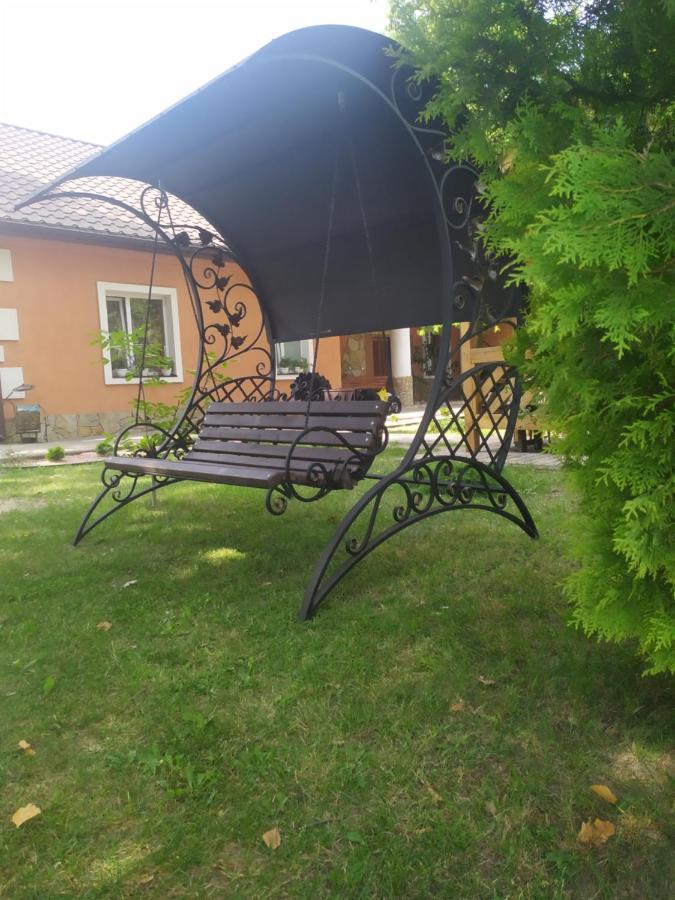 Hotel Білий Птах Svityaz' Esterno foto
